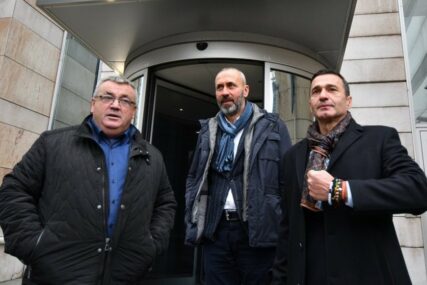 DRAGIČEVIĆ I MEMIĆ SA AMBASADORIMA U BiH "Ovo je prekretnica, čuli su DVA MALA ČOVJEKA, a mi smo obećali BORBU DO KRAJA" (FOTO)