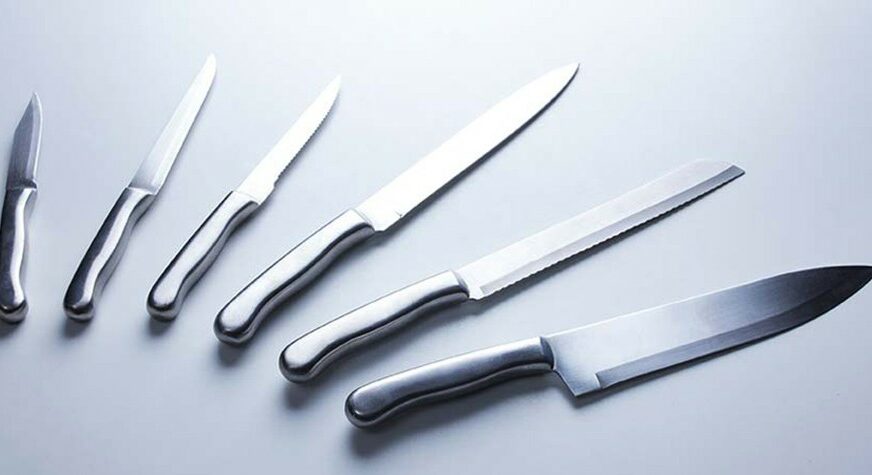 OPASNA OŠTRICA Zabranjen uvoz 160 setova noževa iz Srbije
