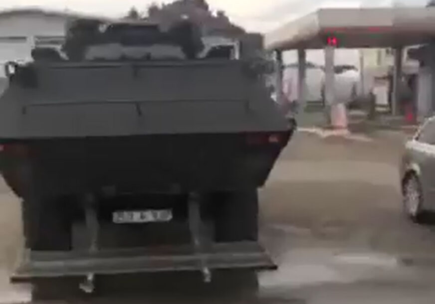 Oklopna vozila MUP RS snimljena na banjalučkim ulicama (VIDEO)