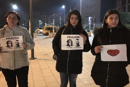SIMBOLIČNA PODRŠKA "Pravda za Davida i Dženana" u Mostaru