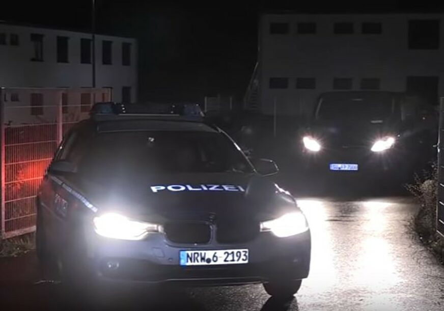 HOROR U NJEMAČKOJ Poginule dvije žene sa Kosova i Metohije, vatrogasci izvlačili tijela iz smrskanih automobila