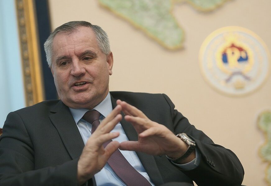 „KO ŽELI RAT, DABOGDA GA IMAO U SVOJOJ KUĆI“ Višković poručio da probleme na Balkanu treba riješiti dogovorom