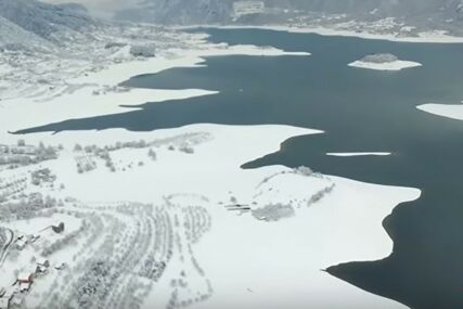 ZIMSKA ČAROLIJA Pogledajte kako izgledaju Ramska jezera OKOVANA SNIJEGOM (VIDEO)