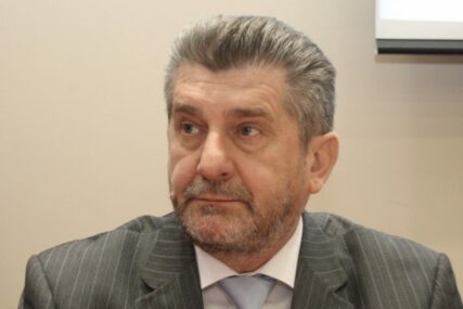 Nije izdržao borbu sa koronom: Preminuo nekadašnji gradonačelnik Istočnog Sarajeva Vinko Radovanović