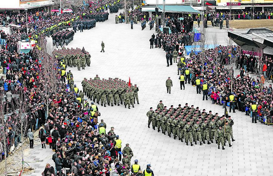 HLADAN TUŠ ZA PRIŠTINU Kosovo ne dobija vojsku, čeka ih bar DECENIJA TRANSFORMACIJE