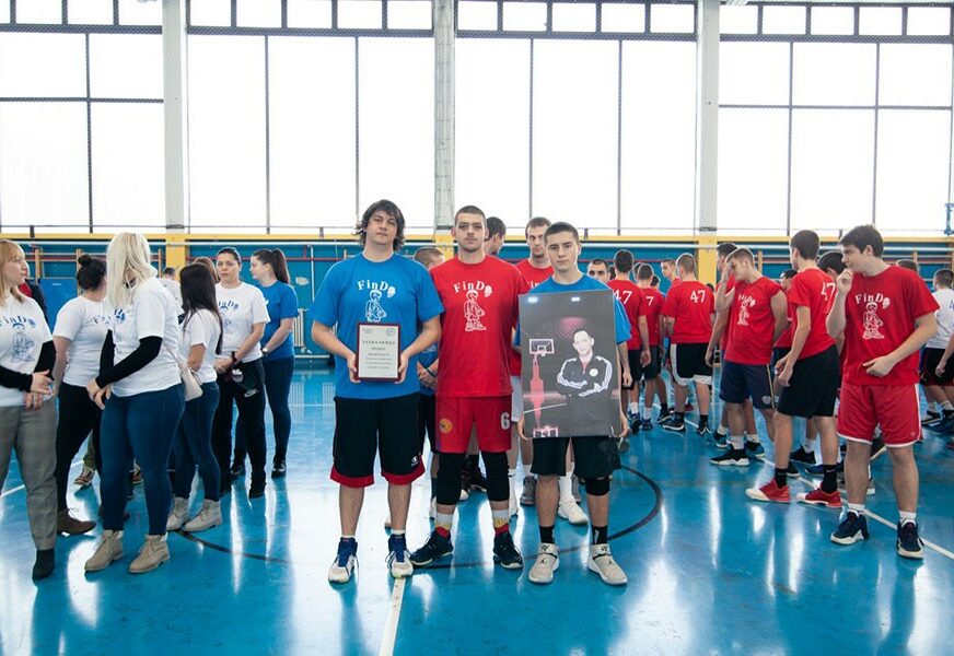 U Doboju održan memorijalni turnir u basketu u čast Davoru Ruželi
