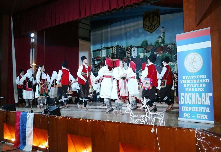 Derventa: Održan novogodišnji koncert