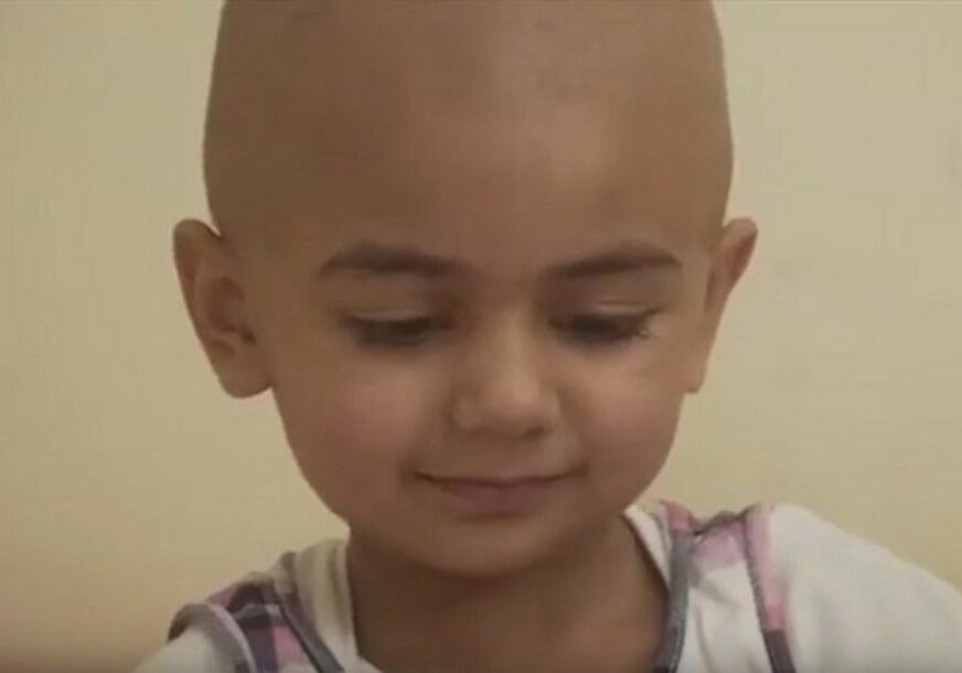 POTRAGA ZA DONORIMA ŠIROM SVIJETA Ovoj djevojčici (2) je potrebna TOLIKO RIJETKA KRV, njeni roditelji NE GUBE NADU