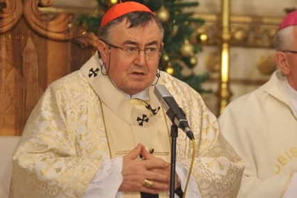 Kardinal Puljić: “U Bosni ima uzrečica ‘neka se svako po svom zakonu Bogu moli’”