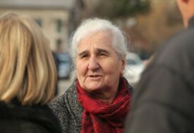 (VIDEO) "Imam mjesečna primanja 4.000 KM, živim kao lord" Munira Subašić predsjednica je udruženja "Majke Srebrenice"