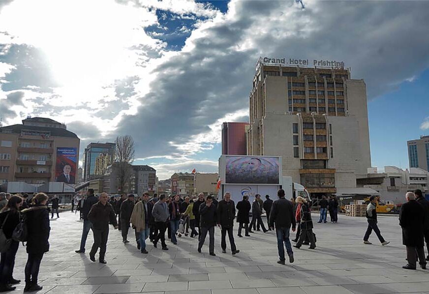 SRAMNA KAZNA ZLATANU KRSTIĆU Kancelarija za Kosovo i Metohiju izrazila ogorčenje i protest zbog presude