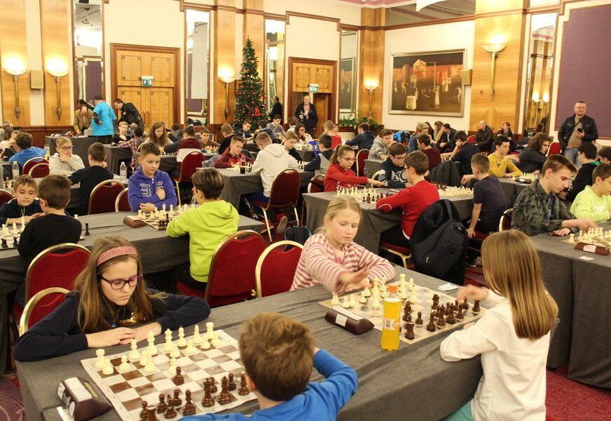 Školi šaha "Skakač" dva zlata i jedna bronza u Zagrebu