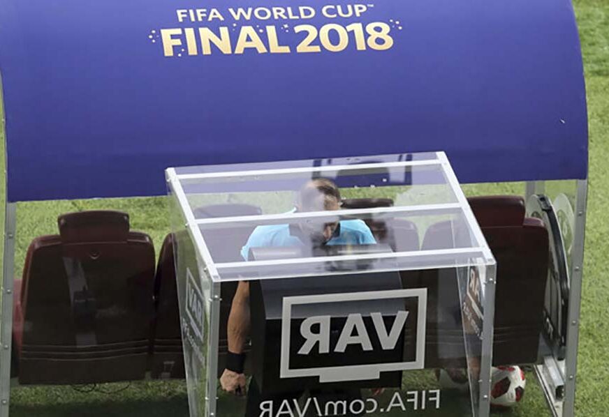 UEFA PRELOMILA Zbog čestih sudijskih grešaka VAR u Ligi šampiona već ove sezone