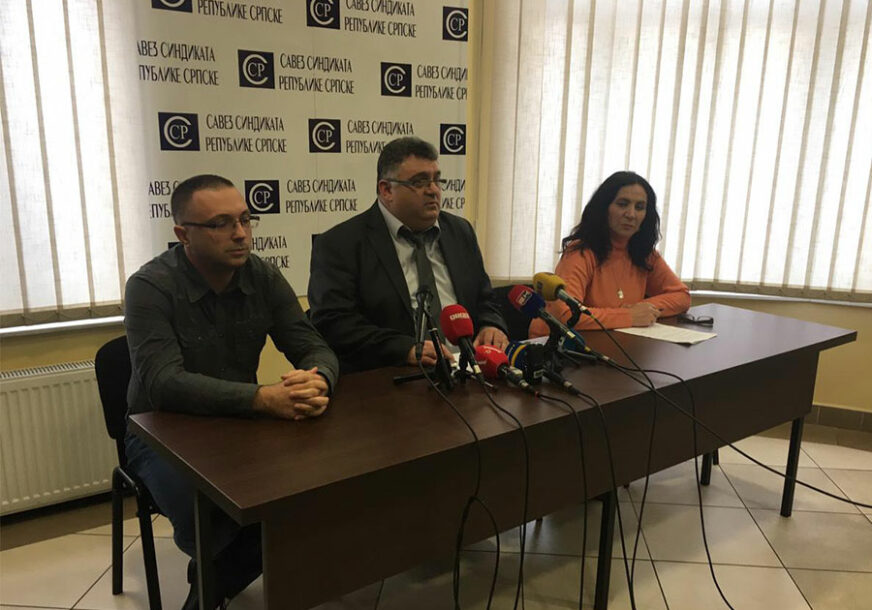 TRAŽE PRAVEDNIJE KOEFICIJENTE Prosvjetari žele da budu uključeni u izradu ZAKONA O PLATAMA