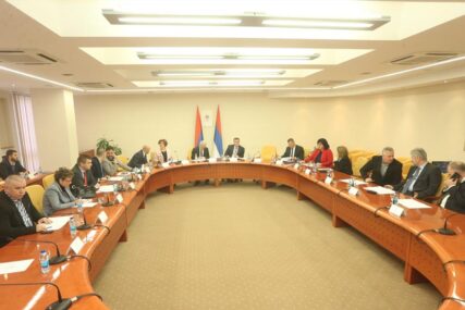 Na dnevnom redu posebne sjednice parlamenta IZBOR VLADE SRPSKE