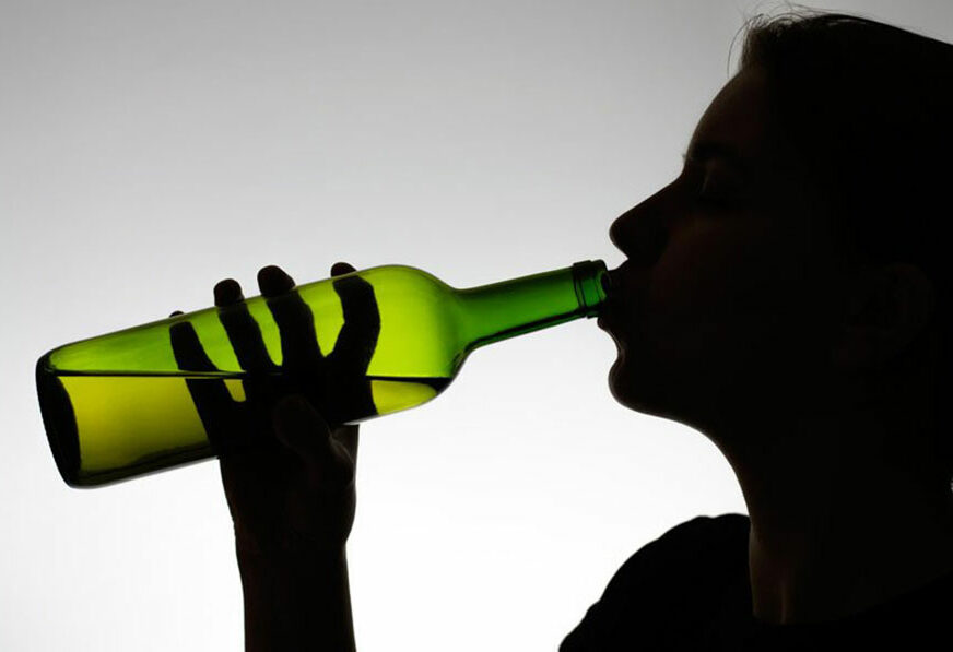 DAN BORBE PROTIV ALKOHOLIZMA Liječeni alkoholičari u zajedničkoj borbi protiv ove bolesti
