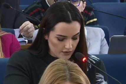 Sestra TRAGIČNO STRADALOG SARAJLIJE u skupštini: Arijana Memić zatražila izvještaj Hitne pomoći