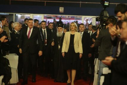SRPSKA PROSLAVLJA 27. ROĐENDAN Cvijanović: Hrabro koračamo u budućnost (FOTO, VIDEO)