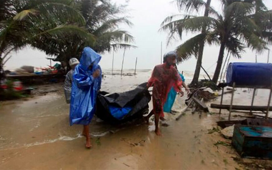 UŽAS U INDONEZIJI Poplave odnijele 89 života, povrijeđeno159 osoba
