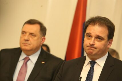 PONOVO ODGOĐEN SASTANAK Borenović i Govedarica dogovorili novi termin za susret sa Dodikom