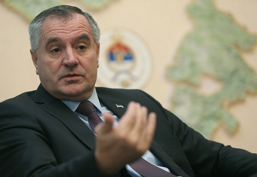 Višković: Pozivam građane da ne nasjednu na priču da treba jurišati na policiju Republike Srpske