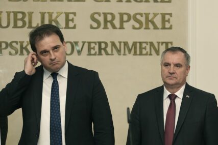 "Zidovi imaju uši" Govedarica tvrdi da je Višković molio Novalića da ne kupuje akcije HET