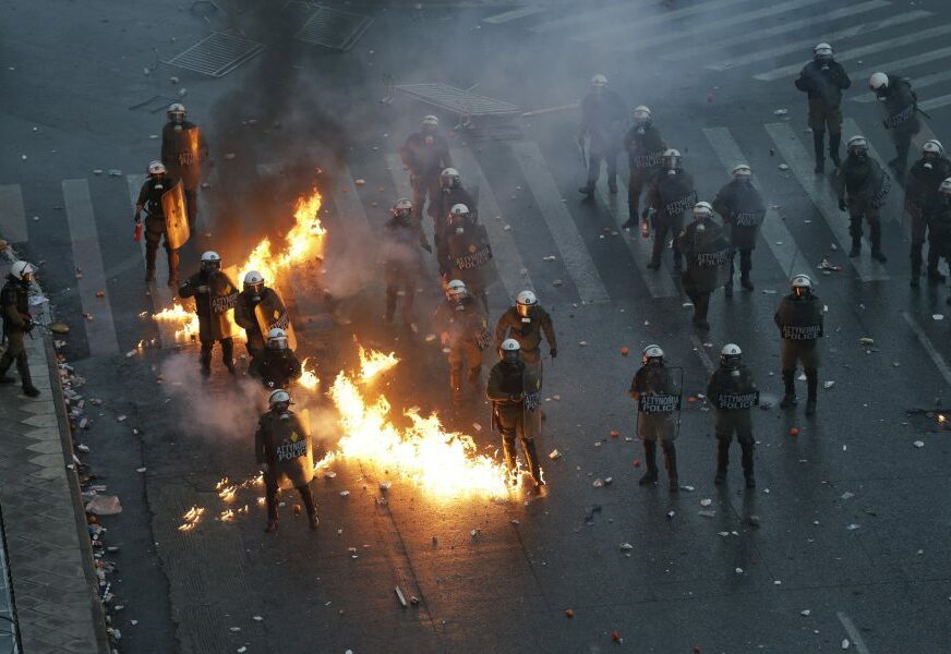 DEMONSTRACIJE U DANSKOJ Uhapšene 23 osobe nakon nereda tokom protesta