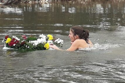 IDU NA CRTU MUŠKARCIMA Ove godine tri žene plivaju za Časni krst u Istočnoj Ilidži