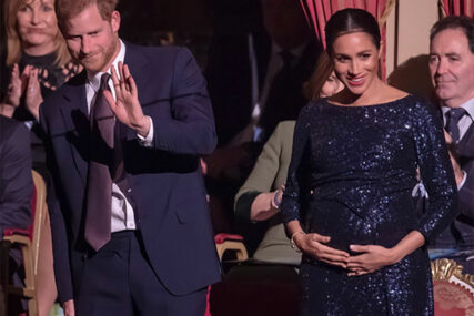 ŽENE PALE U TRANS Princ Hari romantičnim gestom pokazao koliko voli trudnu suprugu