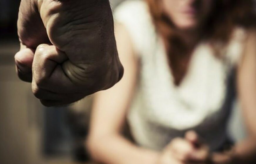 ZAKON NA STRANI ŽRTVE Za neprijavljivanje porodičnog nasilja u Srpskoj predviđene RIGOROZNE KAZNE