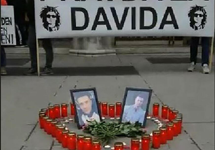"KLINAC IZ GETA U CENTRU BEČA" Građani Austrije stali uz majku ubijenog Davida