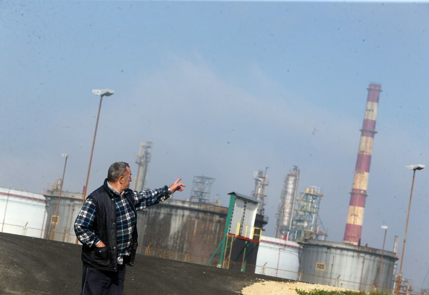 MANJE ZAGAĐENJE VAZDUHA Potpisan ugovor o plinofikaciji Rafinerije u Brodu nakon dugih pregovora