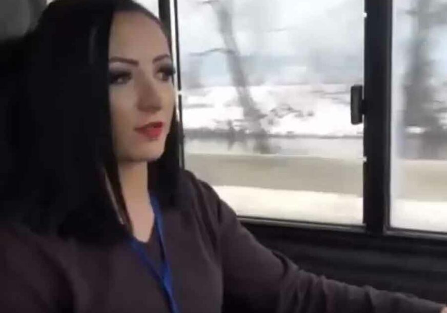 SPRETNIJA OD SNIJEGA I MINUSA Ovako izgleda vožnja autobusa u režiji Svjetlane Žunić (27) (VIDEO)