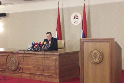 BORBA PROTIV ILEGALNIH MIGRACIJA Dodik: Neophodan veći angažman policijskih agencija