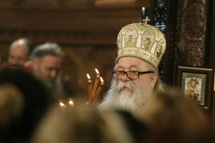 Sveta arhijerejska liturgija: Mitropolit Hrizostom služi na Sokocu