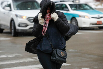 VANREDNA SITUACIJA U SAD Talas hladnoće odnosi živote, na ulicama kradu jakne i bunde