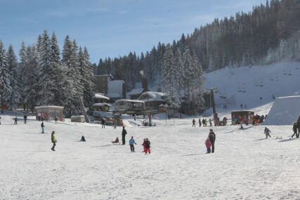 NAJVEĆA POSJEĆENOST U ZADNJIH 15 GODINA Skijaška sezona na olimpijskim planinama u BiH obara rekorde