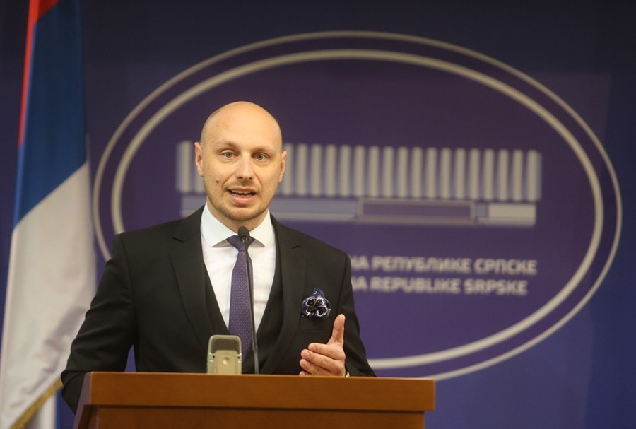 "Otvoriti raspravu o Zakonu o zaštiti od KLEVETE": Poslanik Milan Petković o sudskoj praksi