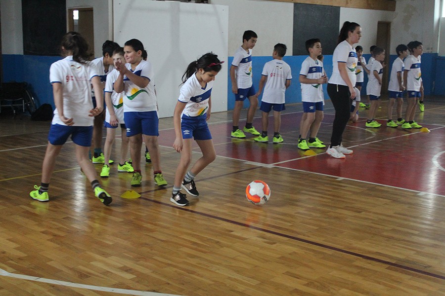 Udruženje "Otaharin" pomaže u obrazovanju Roma, za najmlađe organizovali i školu fudbala