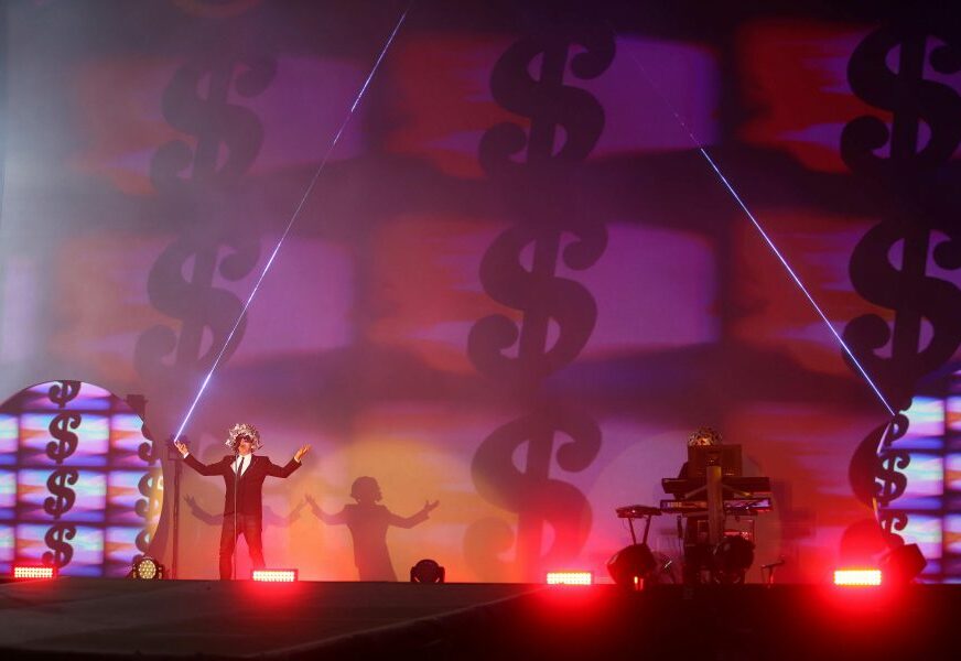 „DAJMO ŠANSU GLUPOSTI“ "Pet Shop Boys" snimili pjesmu o američkom predsjedniku