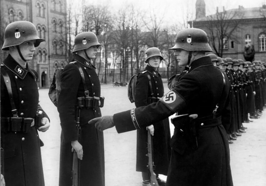 HITLEROV SVETI GRAL Kako su nacisti pokušali da zamijene hrišćanstvo NOVOM RELIGIJOM