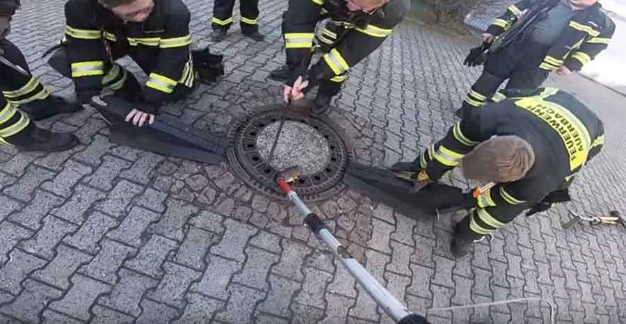 MALO SE VIŠE JELO Debeli pacov u nevolji, vatrogasci dobili NEOBIČAN POZIV za spasavanje (VIDEO)