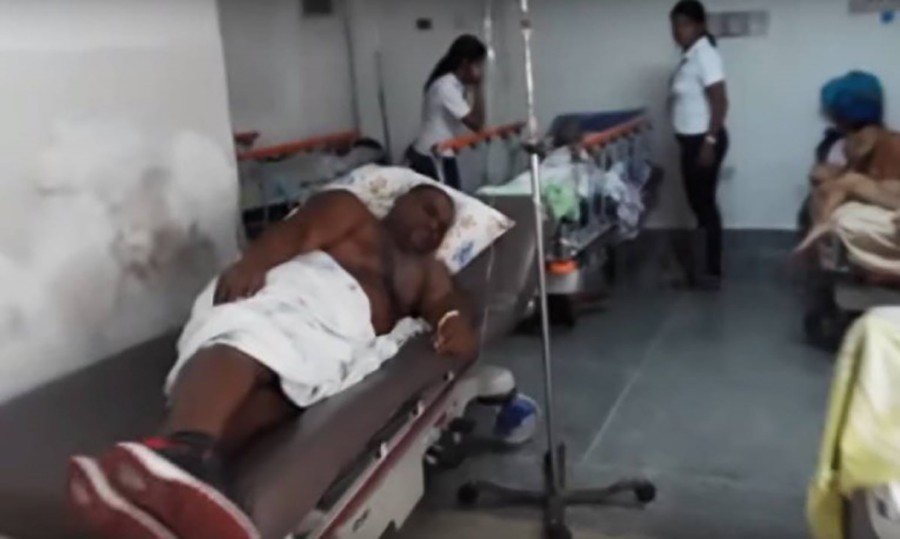 STRAVA I UŽAS U VENECUELI Kruže snimci iz bolnice, pacijenti leže po hodnicima, muhe i vlaga oko njih (VIDEO)