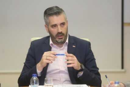 “REJTING RADOJIČIĆA RASTE” Rajčević ističe da je cilj SNSD pobjeda u 80 odsto lokalnih zajednica