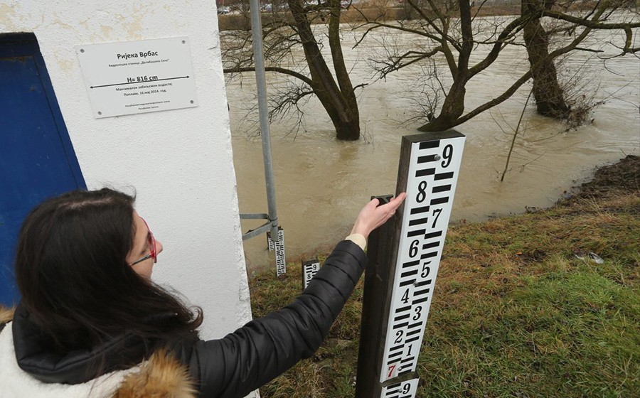 "KAD VODA GRUNE, NIŠTA NAS NEĆE SPASITI" U Česmi i Priječanima redovno provjeravaju nivo rijeke (FOTO)