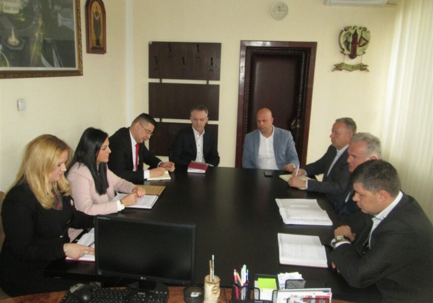 NEFORMALNA EDUKACIJA UČENIKA Ministarka Davidović najavila početak projekta u Srpcu