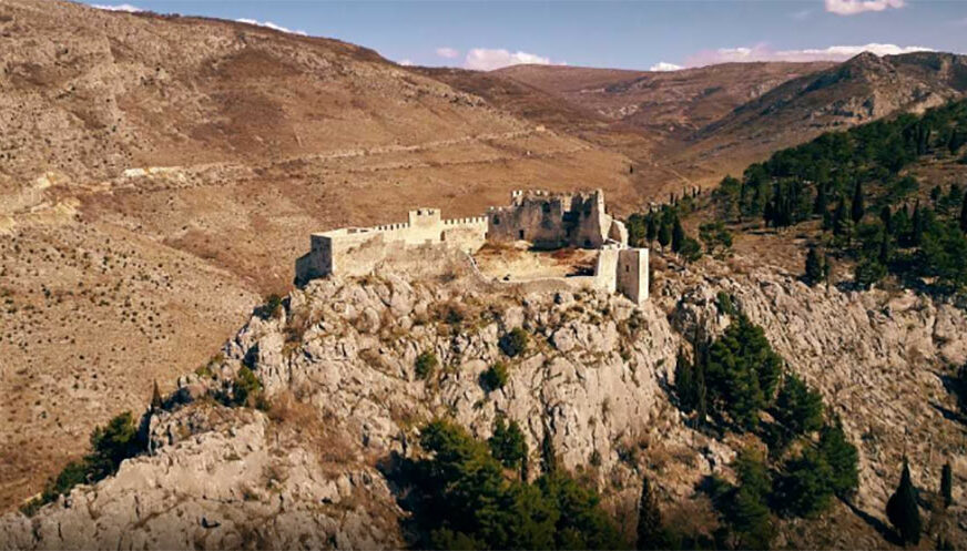 MAGIČNI PRIZORI Prekrasna tvrđava Stjepan-grada kod Blagaja (VIDEO)