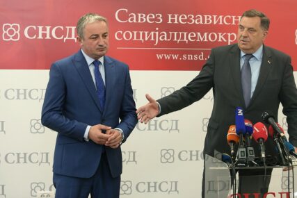 Borenović o aferi "Kiseonik": Dodiku se izjava vratila kao bumerang, pravilnike su donosili kadrovi SNSD