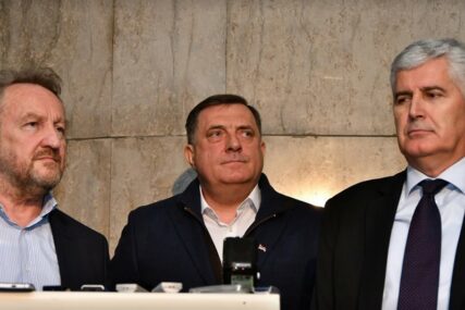 “NEĆU DA SE BLAMIRAM” Dodik poručio da neće inicirati sastanak sa Izetbegovićem i Čovićem