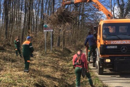 Proljetno uređenje u Laktašima: Volonteri i komunalci čiste parkove i sade zelenilo